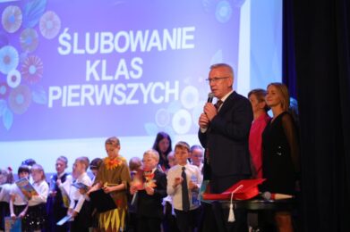 Pasowanie na ucznia Szkoły Podstawowej w Żabnie