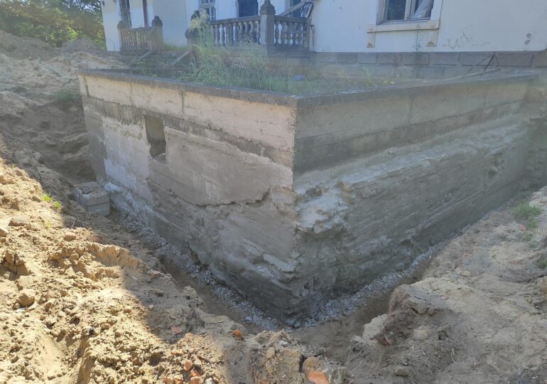 lęg remont pałacu