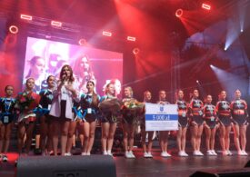 dni Żabna cheerleaders