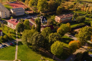 Gmina Żabno otrzymała dofinansowanie w wysokości 2 197 779,26 zł na modernizację przedszkoli w Niedomicach i Żabnie