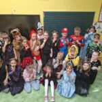 Dzień Postaci z Bajek w Szkole Podstawowej w Łęgu Tarnowskim