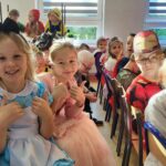 Dzień Postaci z Bajek w Szkole Podstawowej w Łęgu Tarnowskim