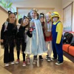 Dzień Postaci z Bajek w Szkole Podstawowej w Łęgu Tarnowskim