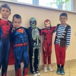 Dzień Postaci z Bajek w Szkole Podstawowej w Łęgu Tarnowskim