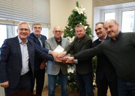 podpisanie umowy kanalizacja Nieciecza