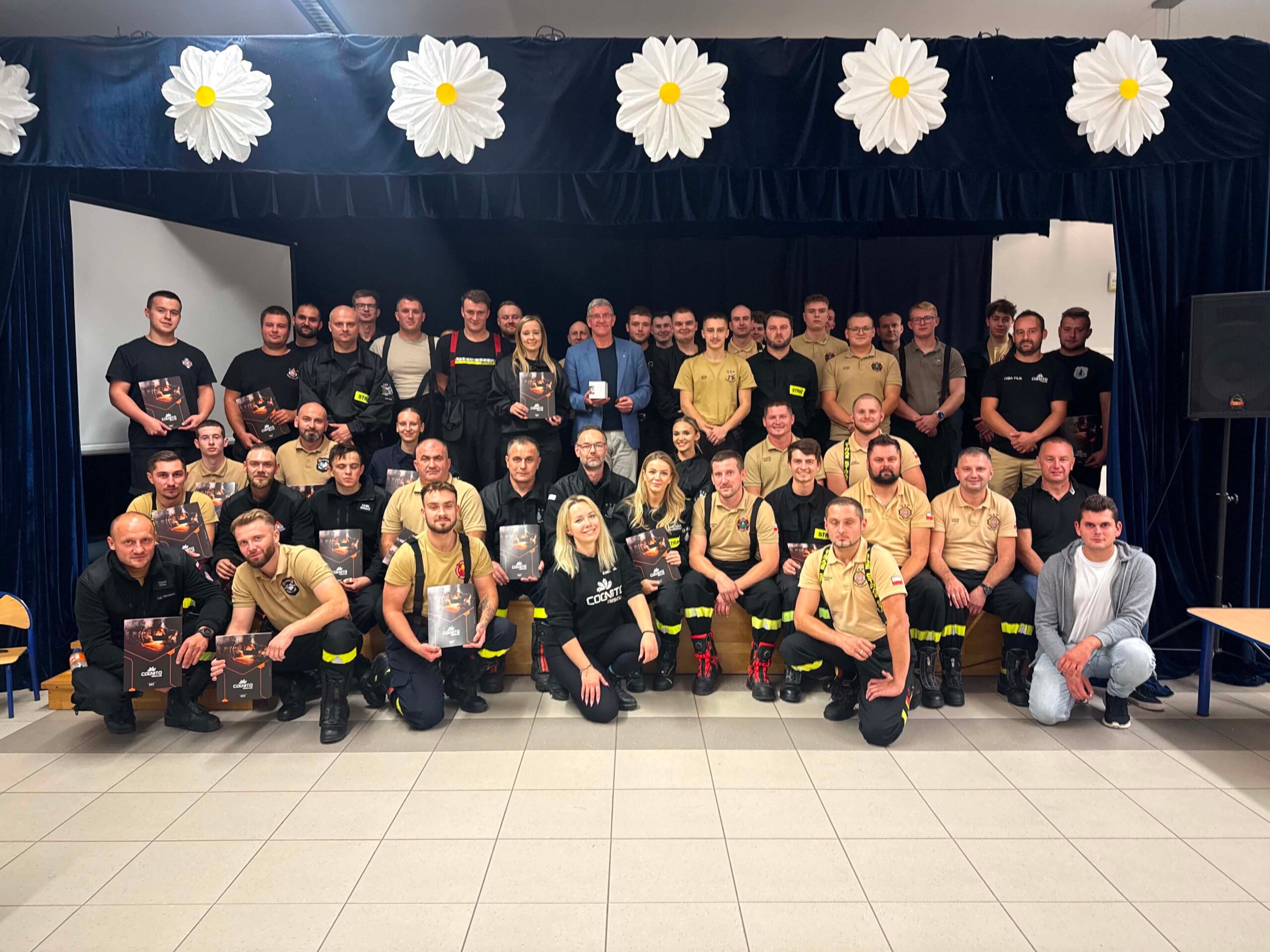 strażacy zdjęcie grupowe