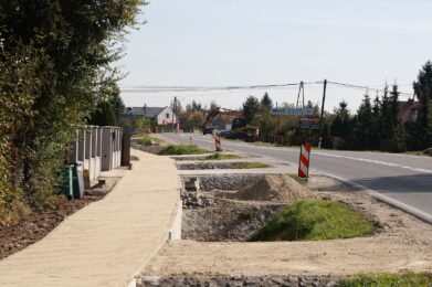 Trwają prace związane z przebudową drogi wojewódzkiej nr 973 w miejscowości Ilkowice