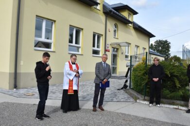 Jak co roku mieszkańcy Sieradzy spotkali się na procesji różańcowej w ramach obchodów Dnia Papieskiego